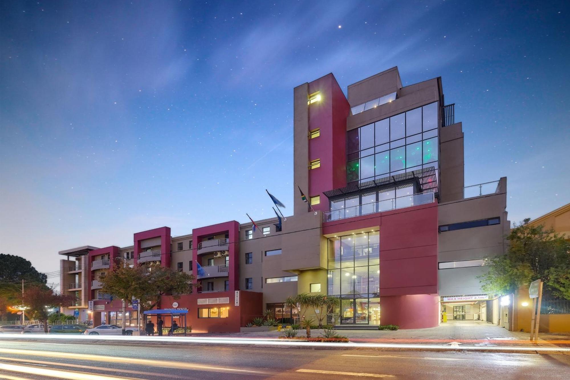 Protea Hotel By Marriott Pretoria Hatfield Buitenkant foto