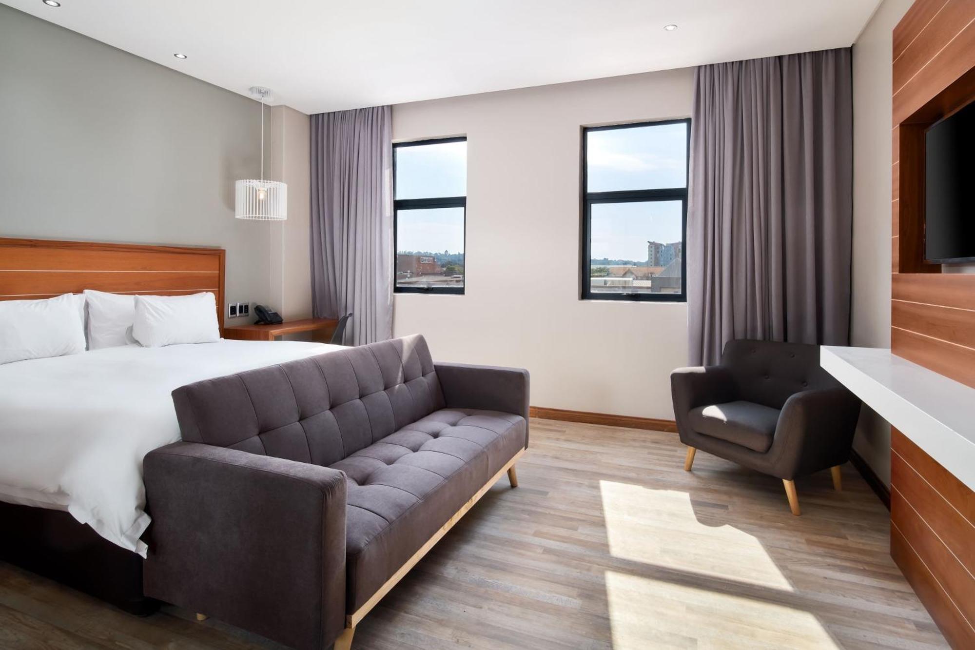 Protea Hotel By Marriott Pretoria Hatfield Kamer foto