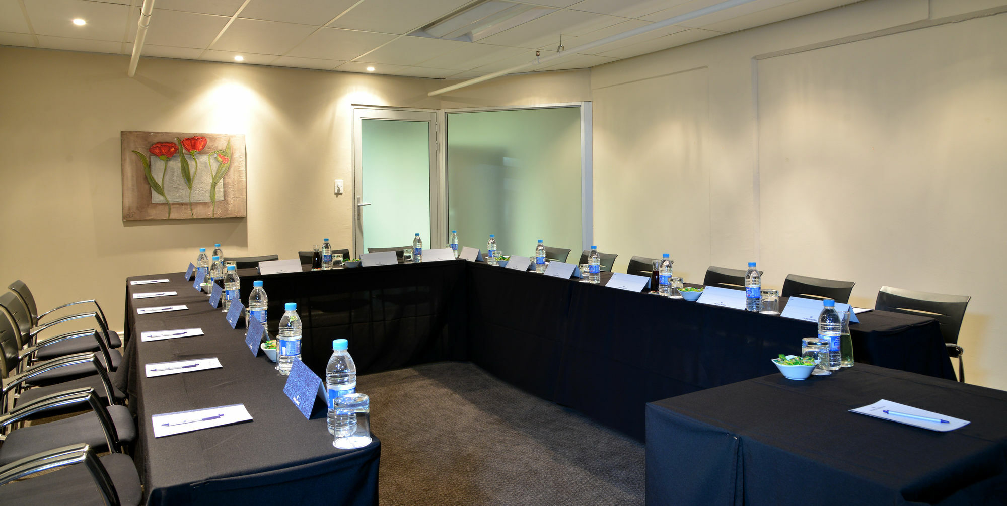 Protea Hotel By Marriott Pretoria Hatfield Buitenkant foto