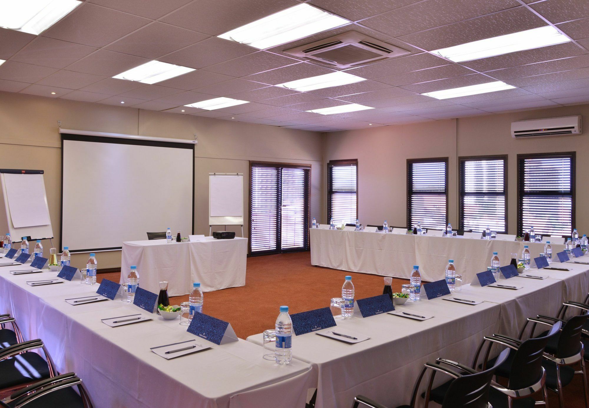 Protea Hotel By Marriott Pretoria Hatfield Buitenkant foto